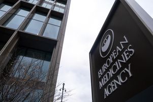 L’Agence européenne des médicaments (EMA) a autorisé jeudi 14 novembre 2024 un traitement destiné à réduire le déclin cognitif des personnes souffrant de la maladie d’Alzheimer.