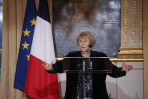 Antonine Maillet donne un discours après avoir reçu la Légion d’honneur, en novembre 2021. L’autrice canadienne est décédée à 95 ans, a indiqué lundi 17 février 2025 son éditeur.